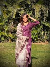 Women's Kurti Set - View 2